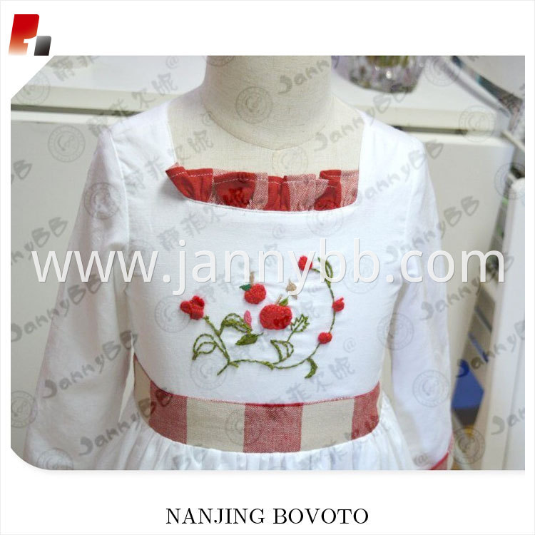 girl red&white dress